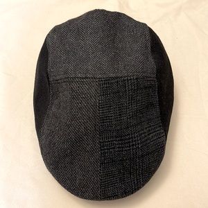 NWOT Multiple pattern Newsboy Hat